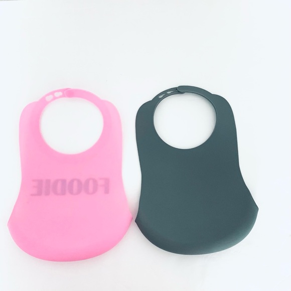 Chewbeads Silicon Bib With Crumb Catcher Gray/Pink Good Condition - Picture 5 of 8